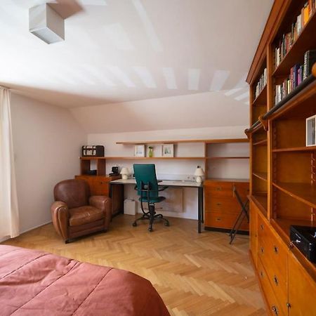 Private Green Getaway Bled Bagian luar foto