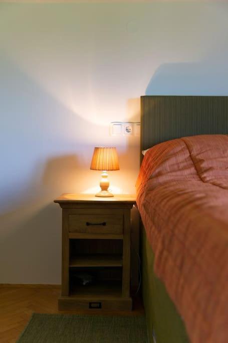 Private Green Getaway Bled Bagian luar foto